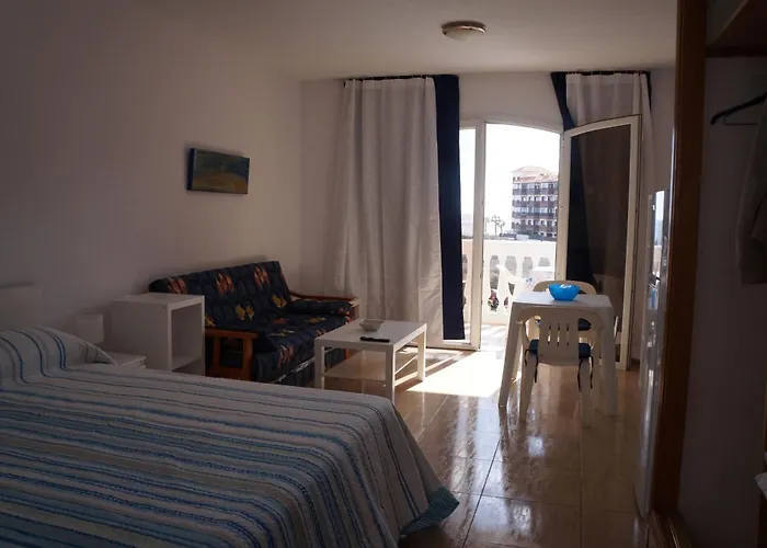 Belle-vue Apartment *